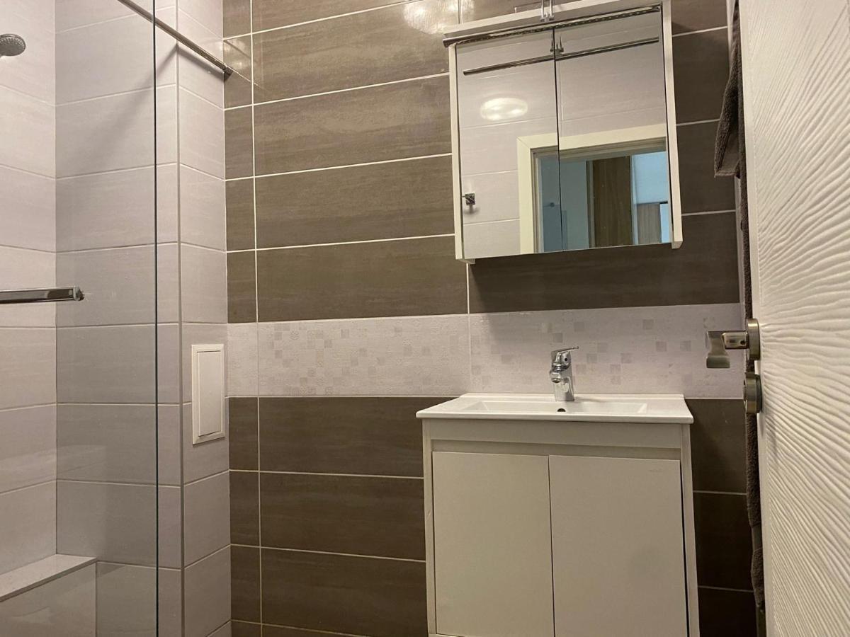 Brand New Apartment With Outdoor Swimming Pool Varna Exteriör bild